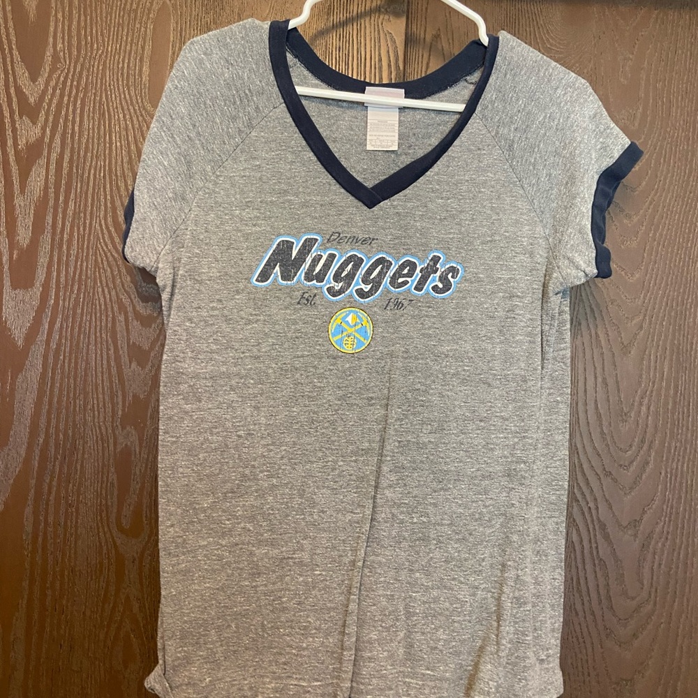Denver Nuggets tshirt